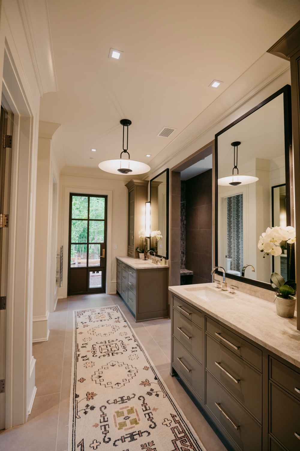 tudor-lake-cottage-15-Masterbathroom-100-2.jpg
