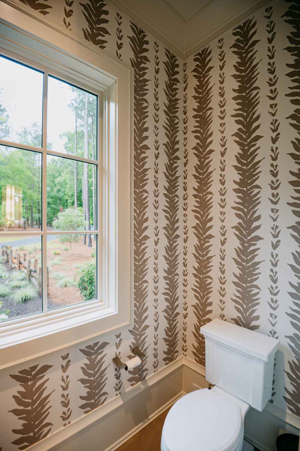 tudor-lake-cottage-16-Masterbathroom-110.jpg
