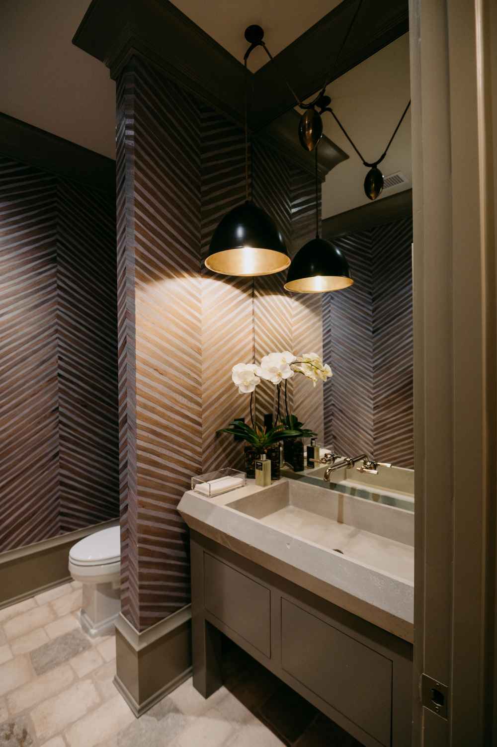 tudor-lake-cottage-20-Powderbath-105.jpg